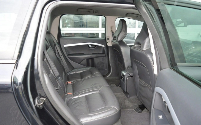 Volvo V70 cena 33900 przebieg: 170400, rok produkcji 2012 z Hrubieszów małe 742